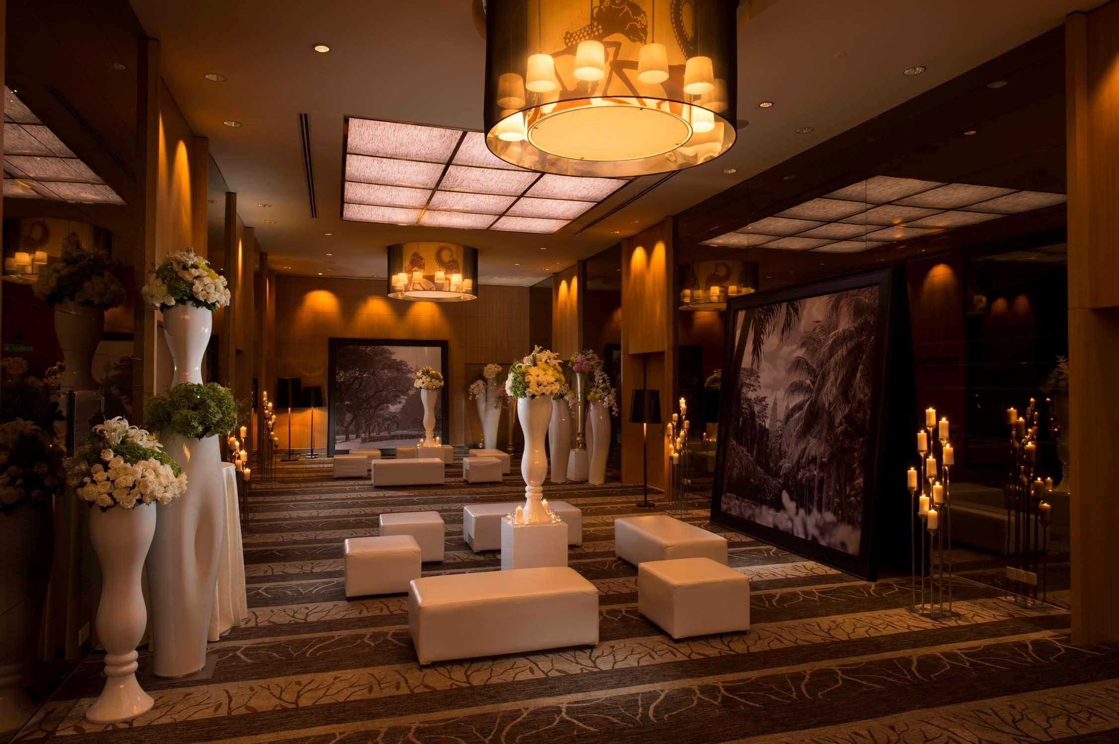 Hotel Hilton Kuala Lumpur Exteriér fotografie The lobby of the hotel